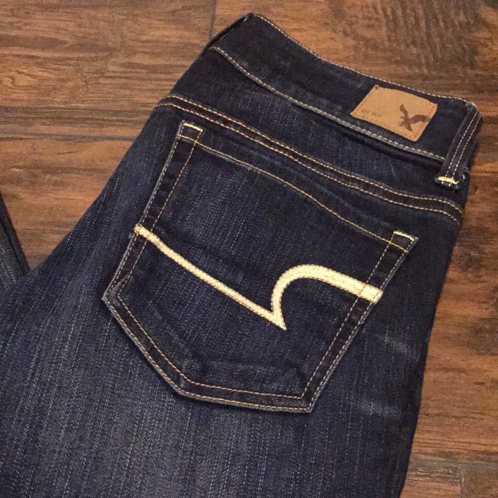 American Eagle Crop Jeans